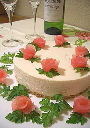 A picture of No-Bake Apple Cheesecake.