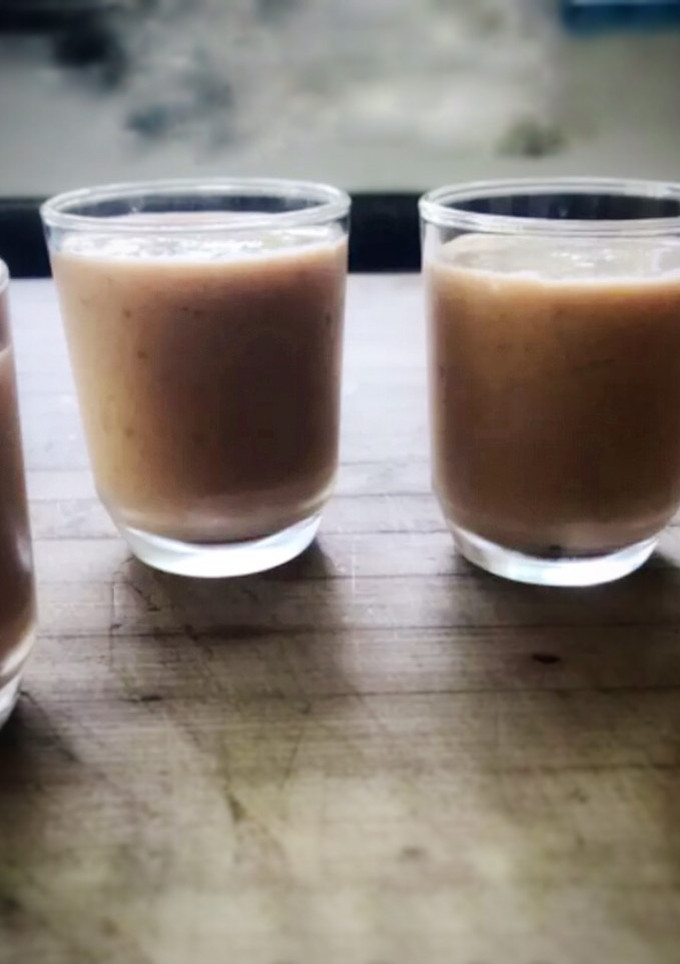 Una foto de Smoothie de nísperos y zanahoria
