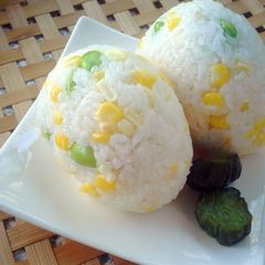 A picture of Rice with Corn&Edamame.