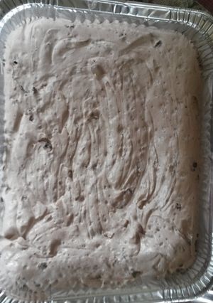 A picture of Brownie cake with cool whip.