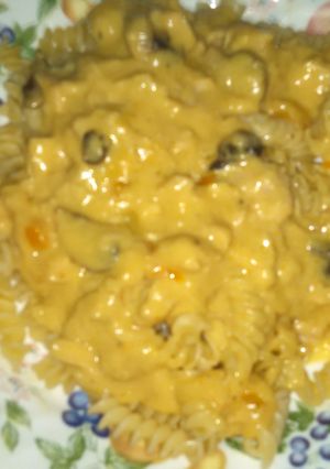 A picture of chicken ALA king.