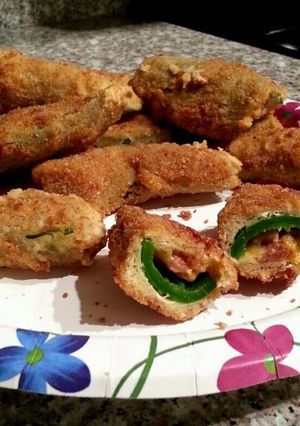 A picture of Cheddar Bacon Jalepeno Poppers.