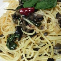 Black Olive Jewel Pasta A picture of Black Olive Jewel Pasta.