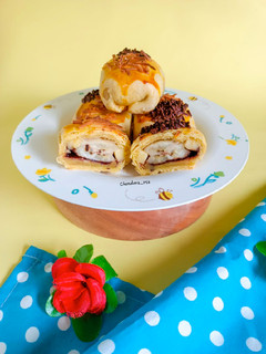 Foto resep Bolen Pisang Keju Coklat