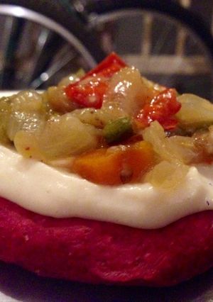 Una foto de Masa para pizza de harina integral y remolacha