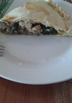 Una foto de Tarta de acelga y pollo