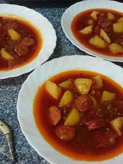 Una foto de Patatas a la Riojana