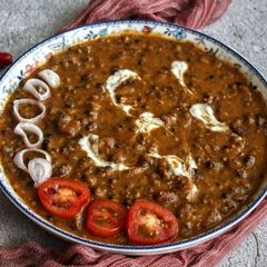 A picture of Daal makhni.