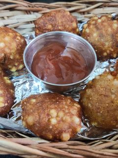 साबूदाना वडा (sabudana vada recipe in Hindi) रेसिपी मुख्य फोटो