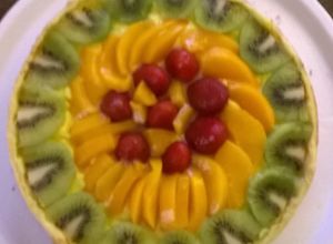Una foto de Tarta de frutas con crema pastelera