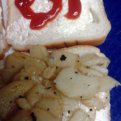 A picture of potato sandwich.