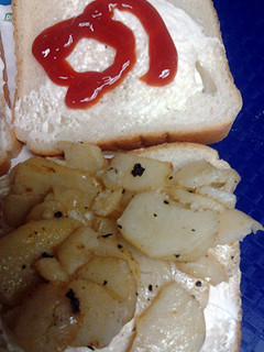 A picture of potato sandwich.