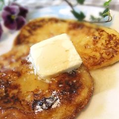 A picture of Crunchy French Toast.