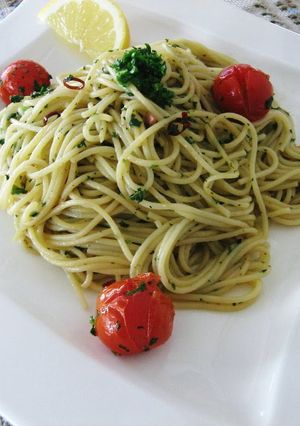 A picture of Simple Anchovy Pasta.