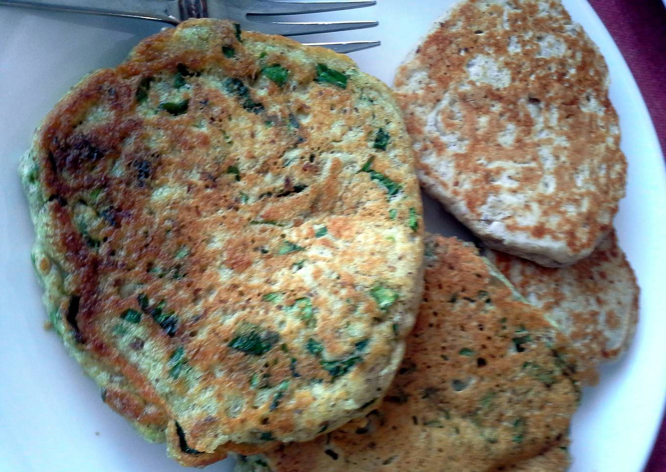 With spinach pancakes