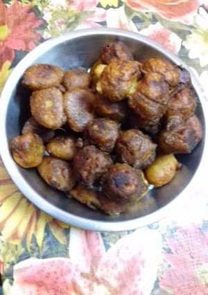 তালের বড়া (taler bora recipe in bengali) রেসিপির প্রধান ছবি