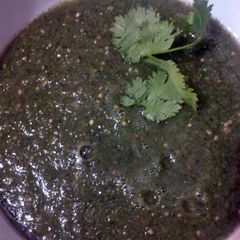 A picture of salsa verde casero style.