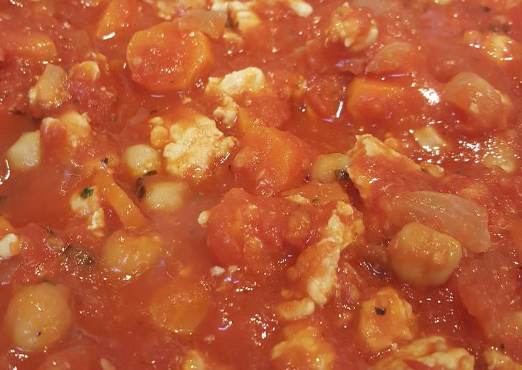 Recipe of Speedy Bolognese with Chicken and Chick Peas