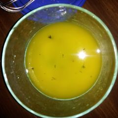 A picture of Lemon & thyme Dressing.