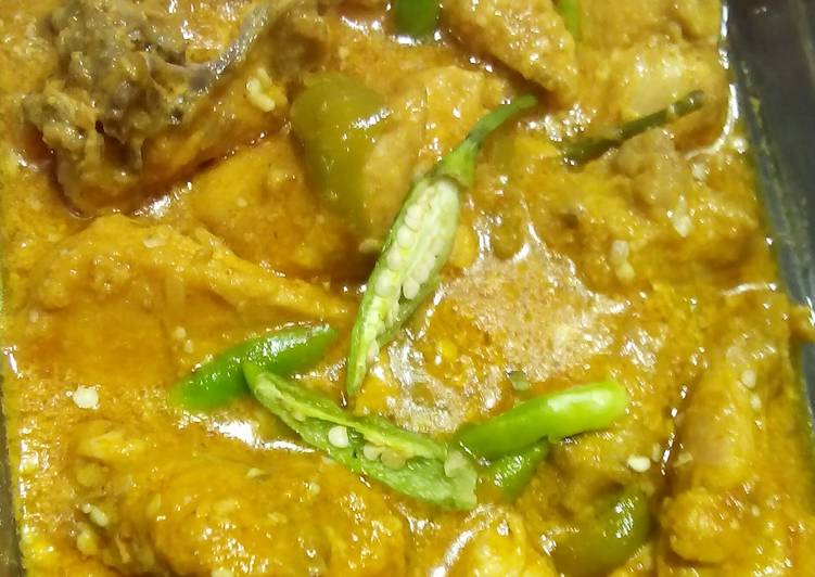 Easiest Way to Chicken Curry by Nancy