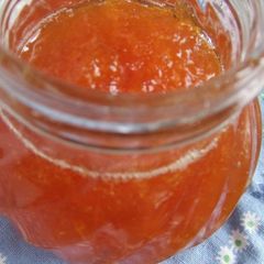A picture of Grapefruit Jam.