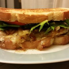 A picture of Sweet Balsamic Mayo chicken sandwich.