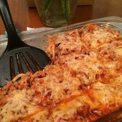 A picture of Spaghetti Pie.