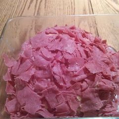 A picture of Mama Donna's cheese ball.