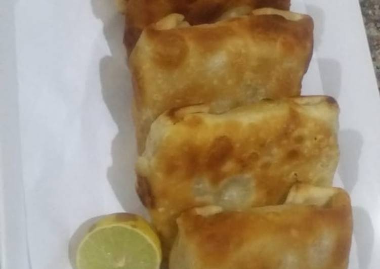 Recipe of Yummy Chicken cheese packet roll