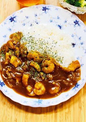 A picture of Seafood Curry Using Seafood Mix.