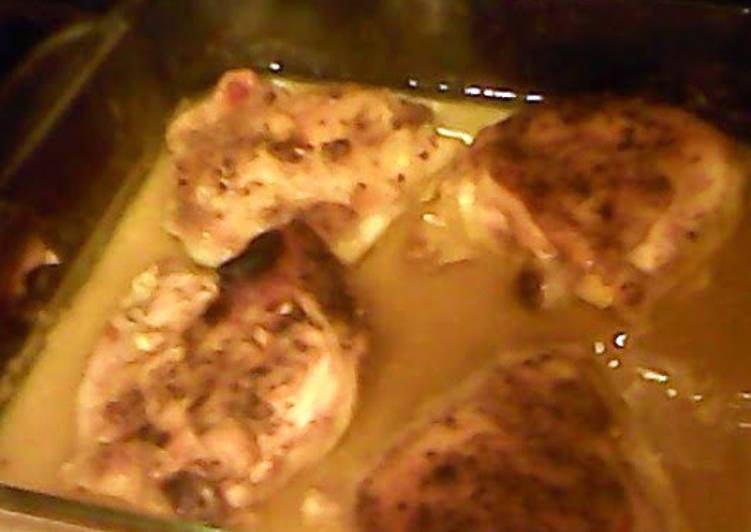 chicken thighs in wine, and Worcestershire.. .with honey mustard glaze chicken thighs in wine, and Worcestershire.. .with honey mustard glaze