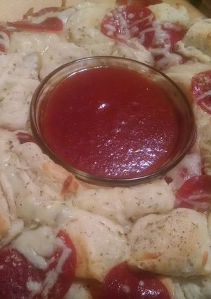 A picture of Pull-Apart Pizza Bread.