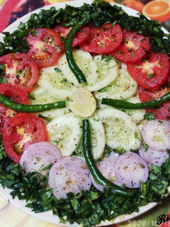 सलाद (salad recipe in hindi) रेसिपी मुख्य फोटो