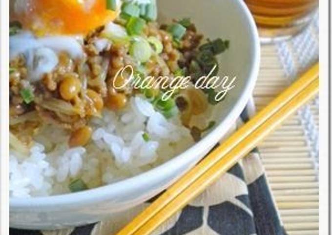 Bean Sprout and Natto Dry Curry Rice Bowl