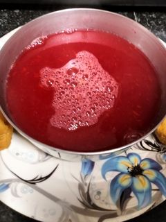 ટોમેટો બીટરૂટ સૂપ (Tomato Beetroot Soup Recipe In Gujarati) રેસીપી મુખ્ય ફોટો