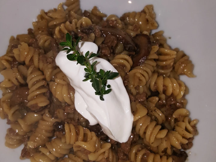 Simple Way Make Recipe Savory Ground Beef Stroganoff that is Really Delicious, Addictive}