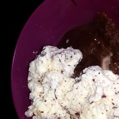 A picture of Hot fudge cake.