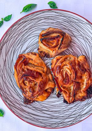 🍕 PIZZÁS CSIGA 🍕 recept fotója