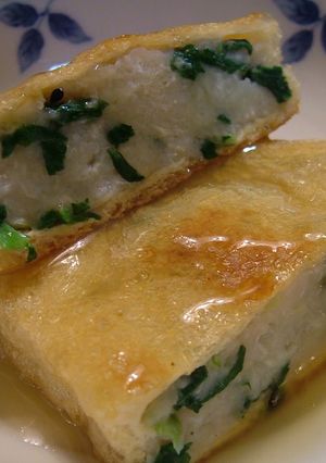 A picture of Macrobiotic Fried Usu-age with Taro Potato.
