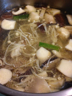 百變菇菇湯 的食譜成品照片