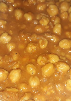 છોલે ચણા(chole chana recipe in Gujarati) રેસીપી મુખ્ય ફોટો