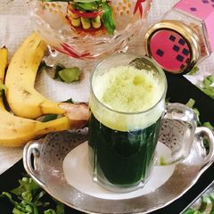 GREEN Smoothie spinach.. banana smoothie A picture of GREEN Smoothie spinach.. banana smoothie.