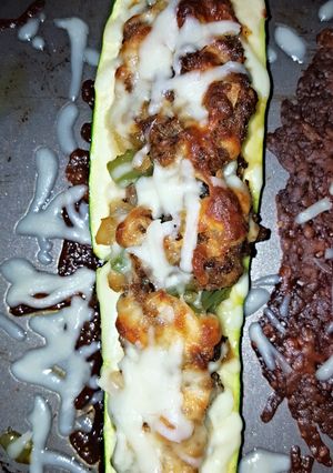 A picture of Zucchini Boats.
