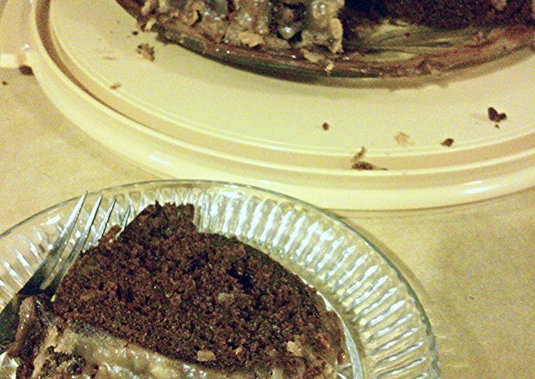 Mama's Triple Chocolate Cake