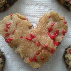 " CHOCOLATE CHIP COOKIE HEARTS " A picture of " CHOCOLATE CHIP COOKIE HEARTS ".