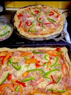 Una foto de Pizza súper rápida y fácil !
