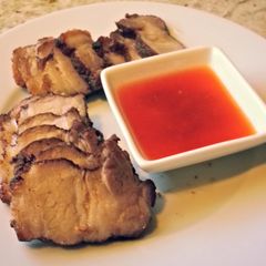 A picture of Thit Heo Quay (Crispy Roast Pork).