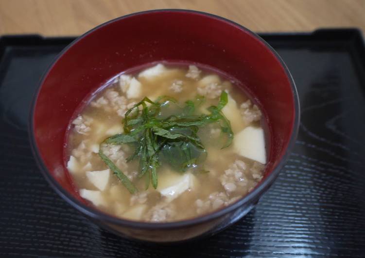 Crumbled Tofu in Creamy Natto Soup