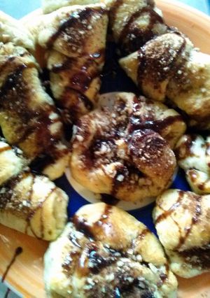 A picture of Cinnamon Crescent Treats.
