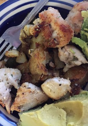 A picture of Sautéed Chicken With Potatoes.